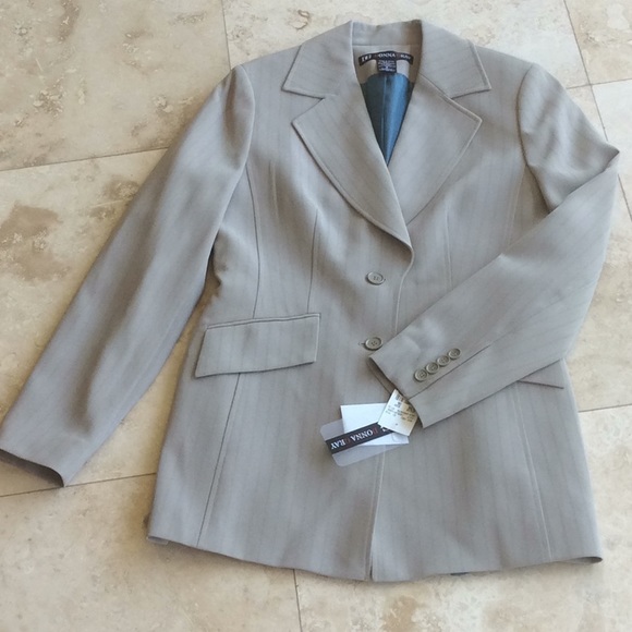 NWT Suit Jacket - Picture 3 of 8